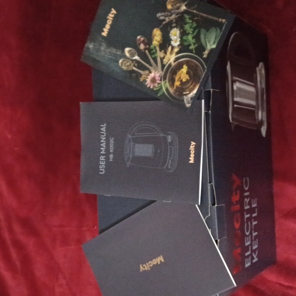 Electric kettle - Picture 3 of 7